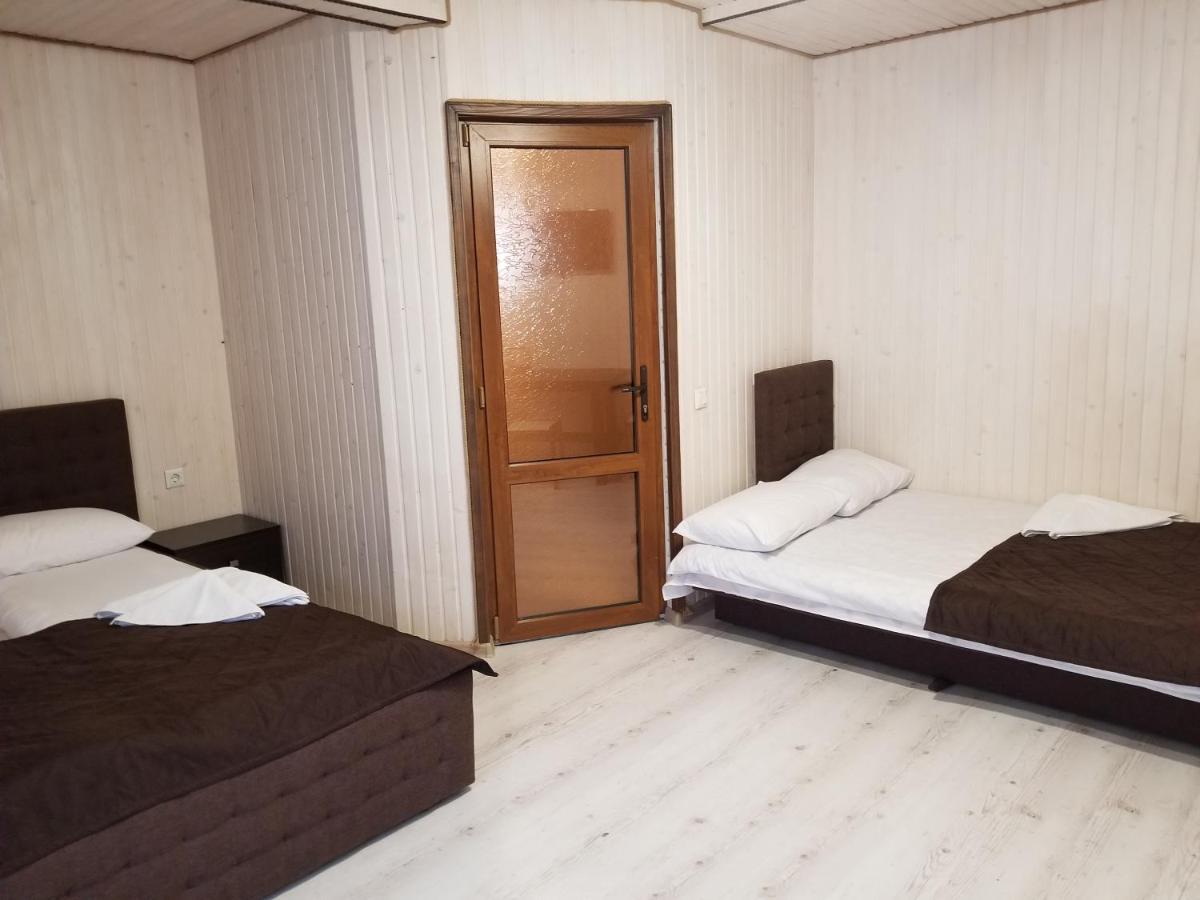 Guest House Mountain Bukovel Exterior photo
